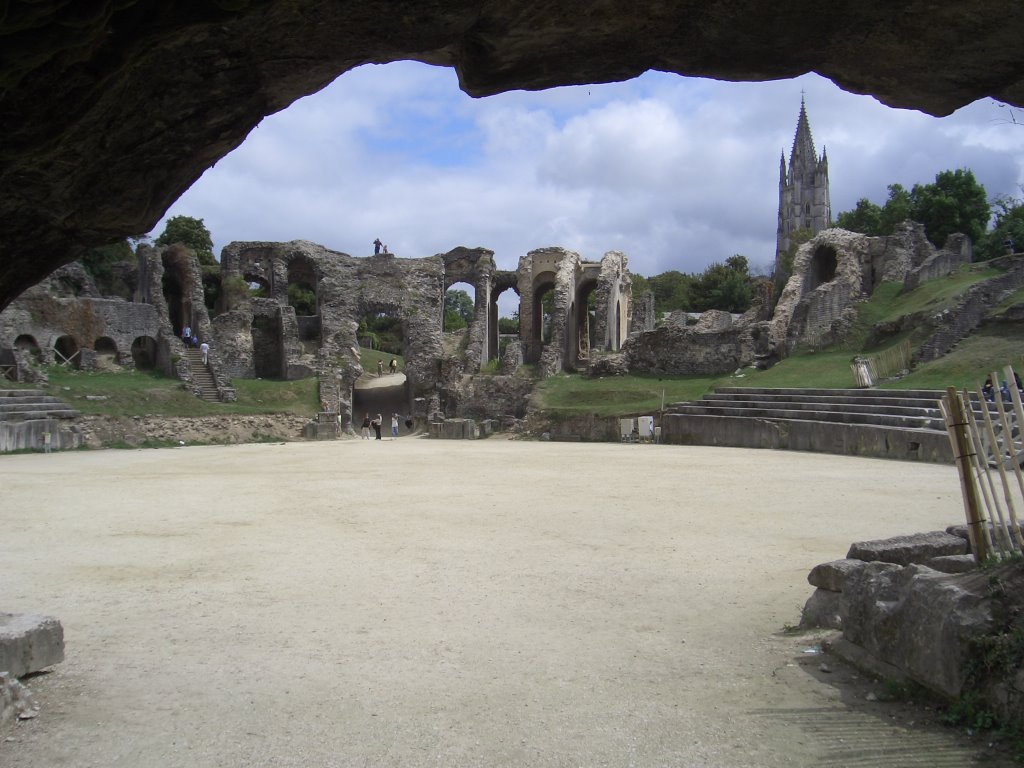 Inside the roman theatre by StephanHitzel