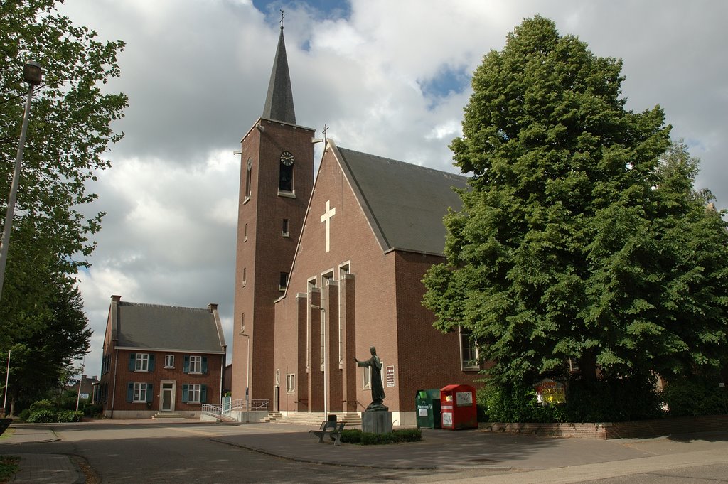 Parochiekerk Rekem by fotografie.beckers