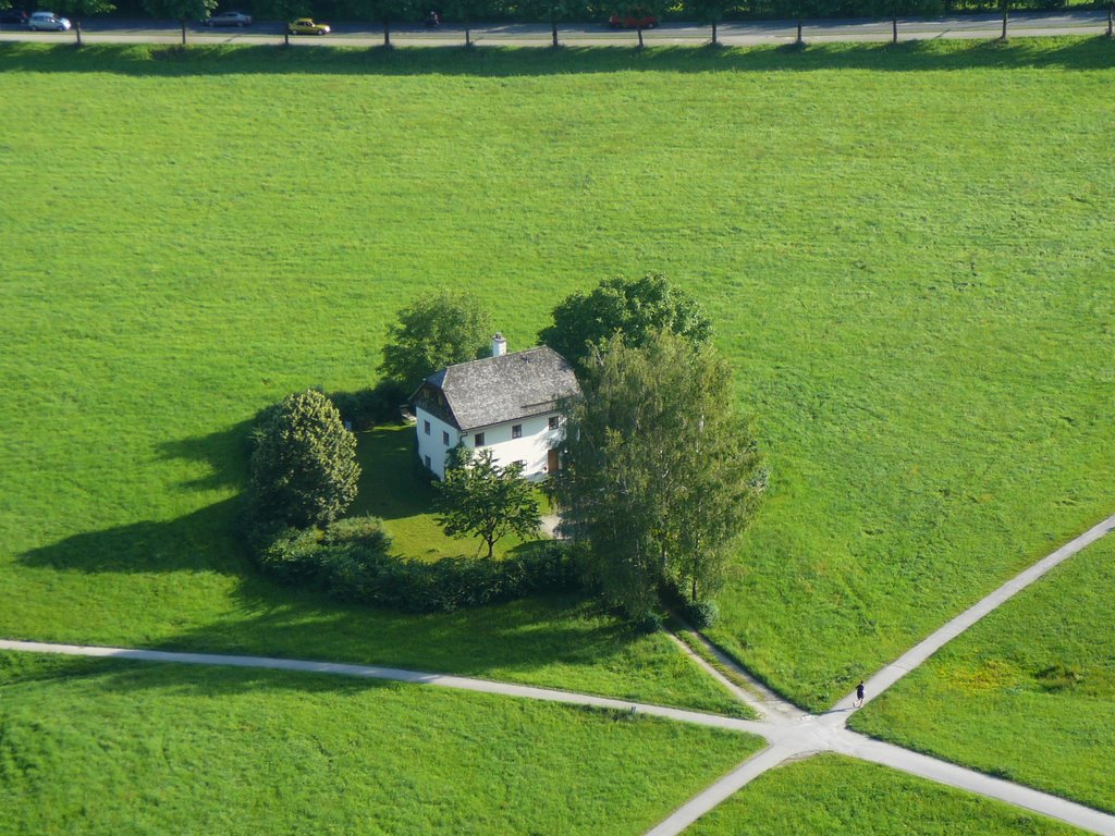 Little House / Kicsi házikó by LongLand