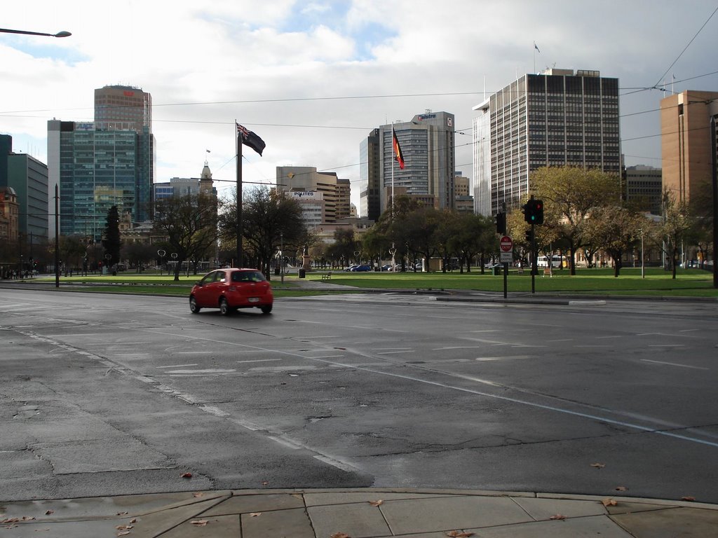 Victoria Square, Adelaide by bichoosn