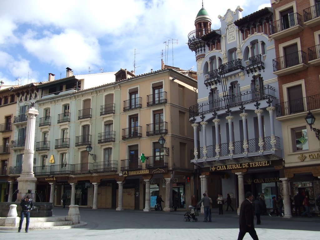 Plaza del torico en teruel by Carlos Snchez