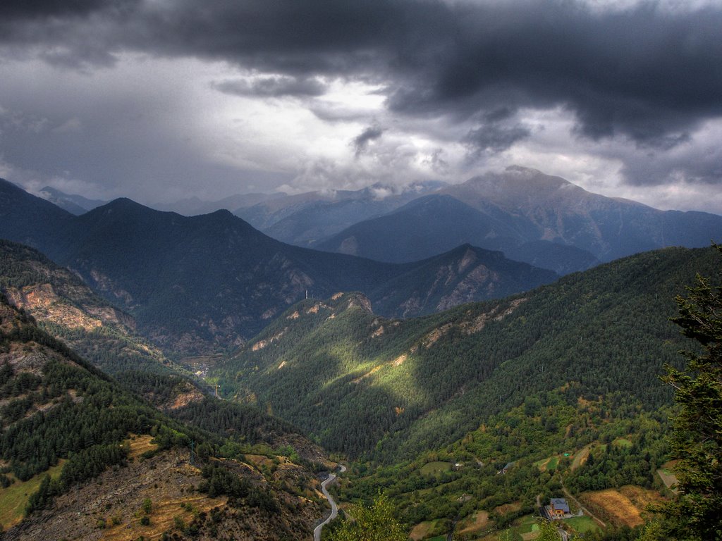 Vista desde Arinsal by esenian