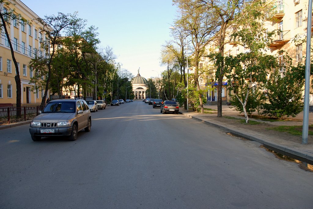 Улица Мира. Планетарий. Foto by Victor Belousov by Victor Belousov