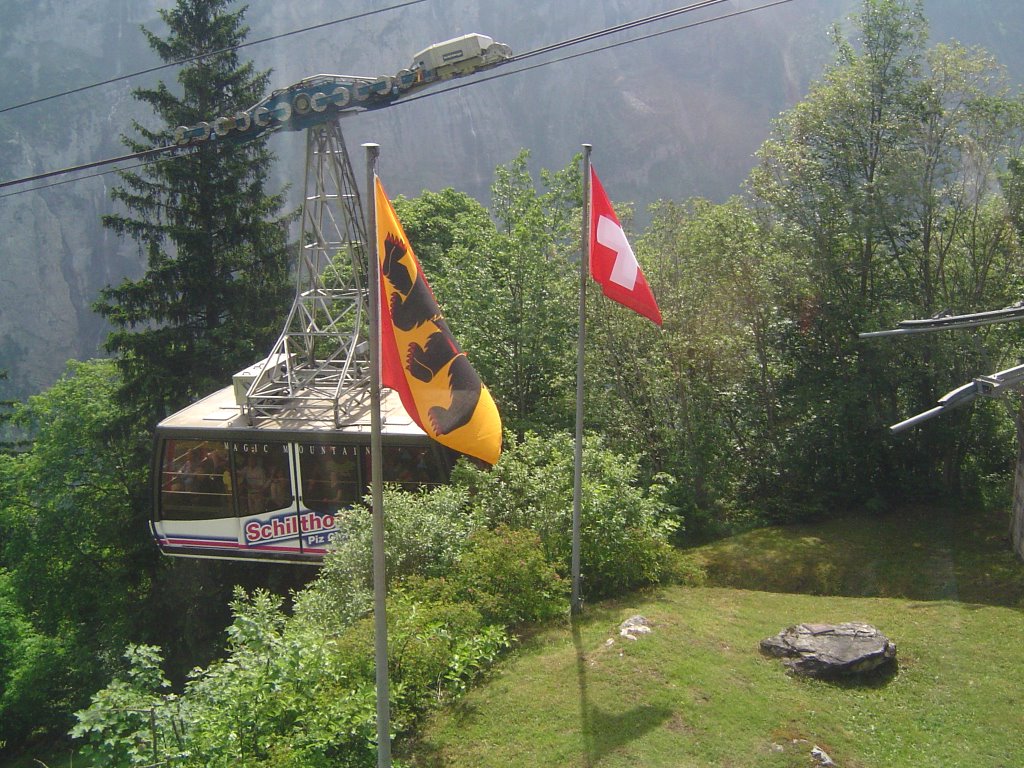 Gimmelwald Mürren-Schilthorn-Bahn by Jochen Krucker