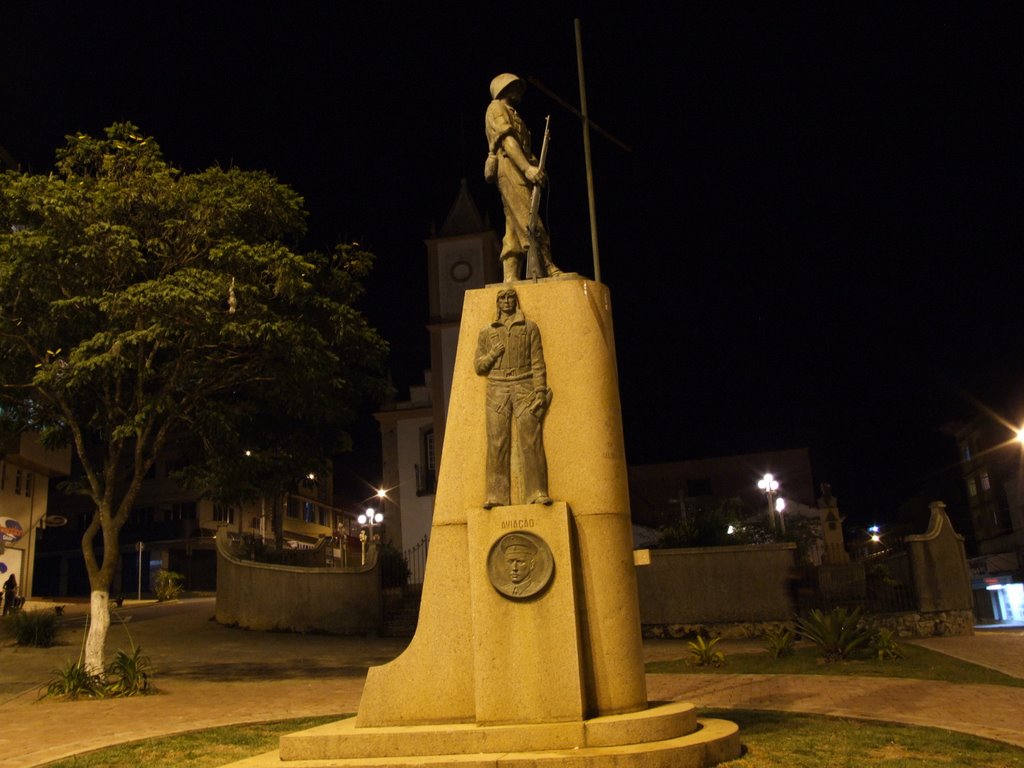 Monumento aos Ex-Combatentes-Barbacena-MG by J.Faria