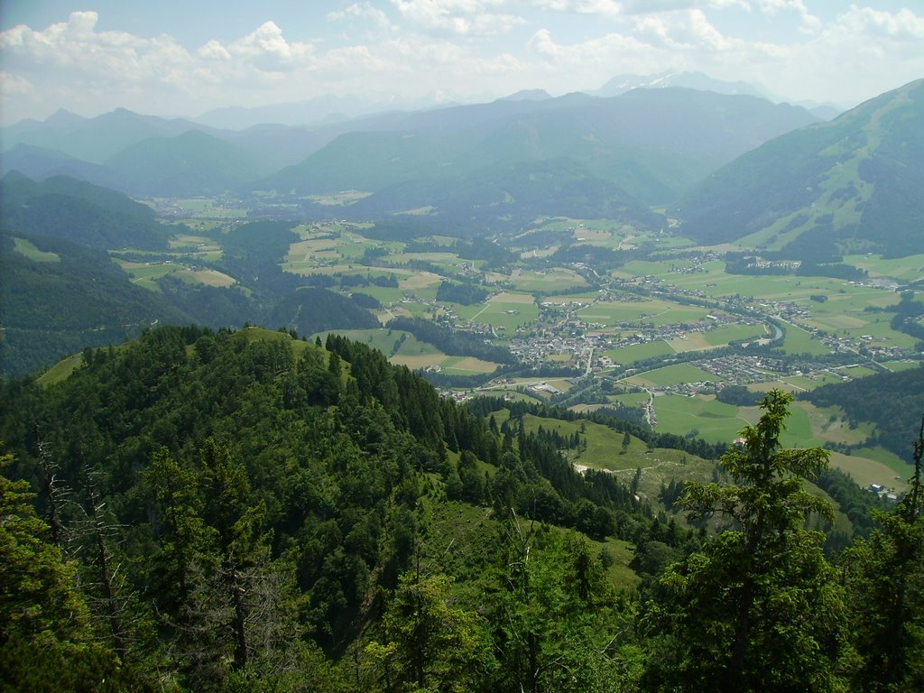 Blick aufs Wetterkreuz und Kössen by Wolfgang Küfner