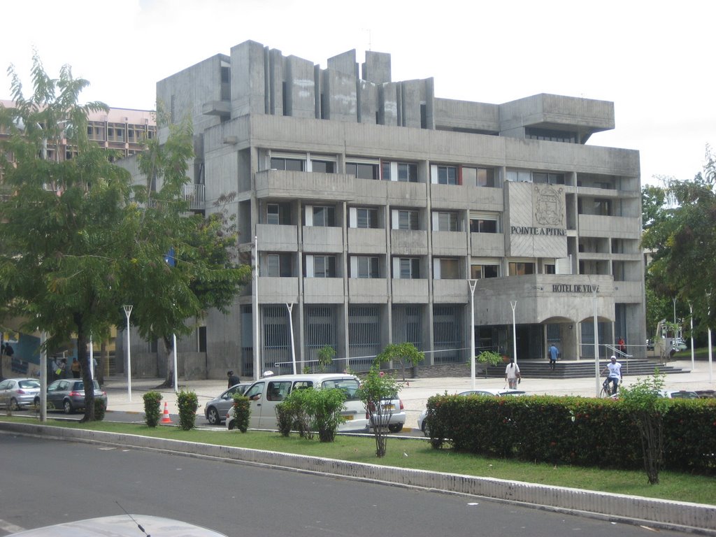 Hôtel de Ville - Pointe-à-Pitre - Guadeloupe by shlomoavital