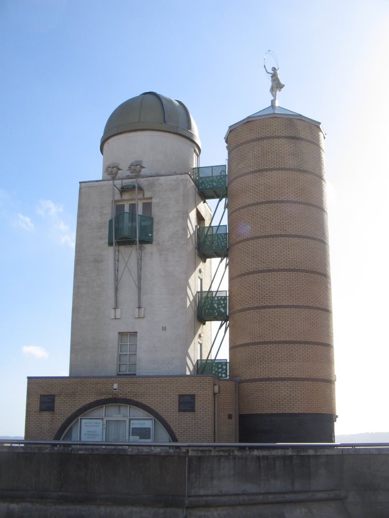 Astronomical observatories Swansea by cowbridgeguide.co.uk