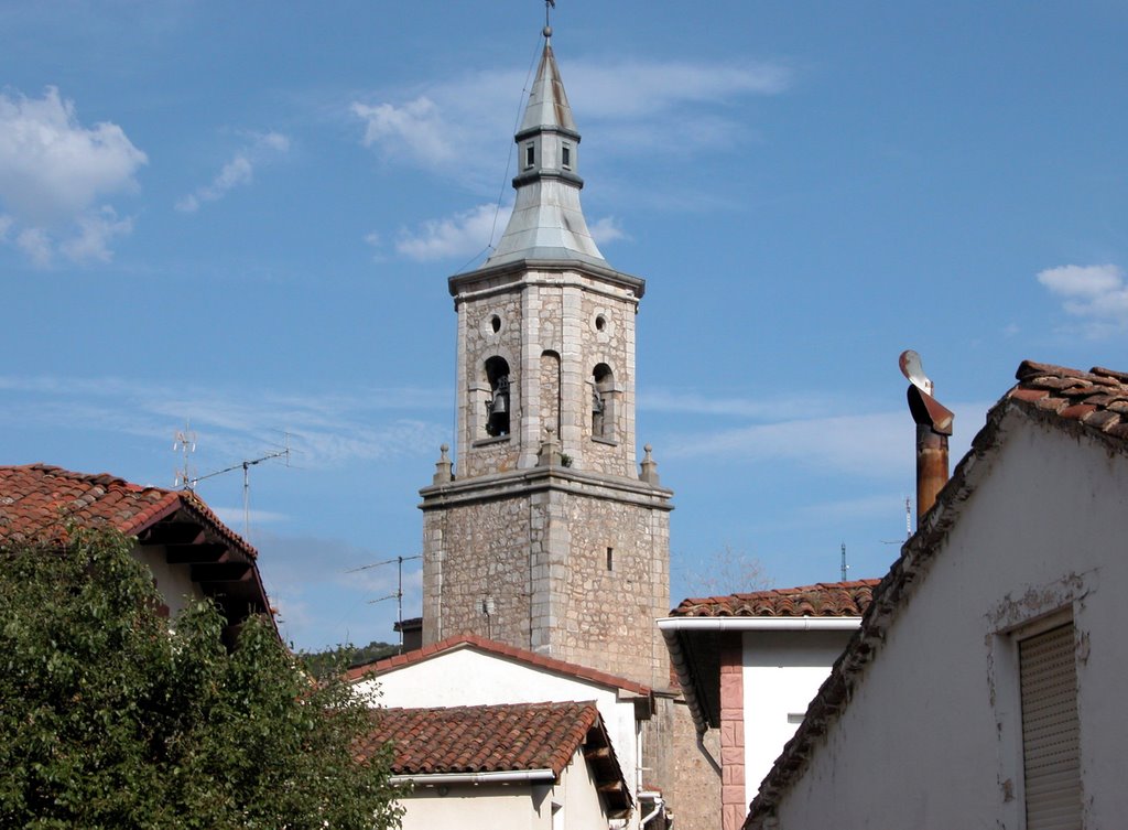 TORRECILLA EN CAMEROS. 2006. Torre de la iglesia de San Martín. by Carlos Sieiro del Nido