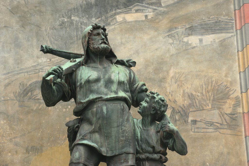 Altdorf-Monumento a Guglielmo Tell by Vincenzo Camiolo