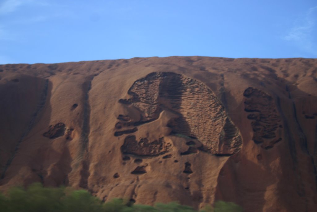 Uluru 11.01.07 by John L