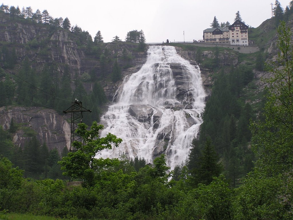 Cascate del Toce by bschmidt