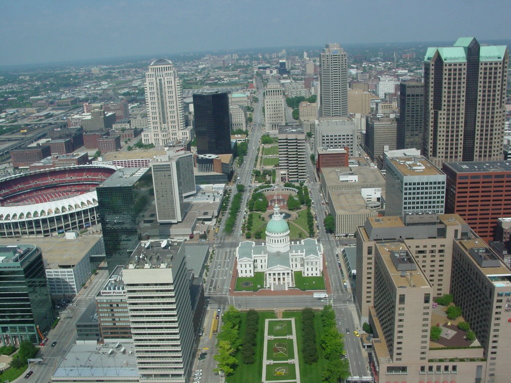 View from Gateway Arch by Brand Hout