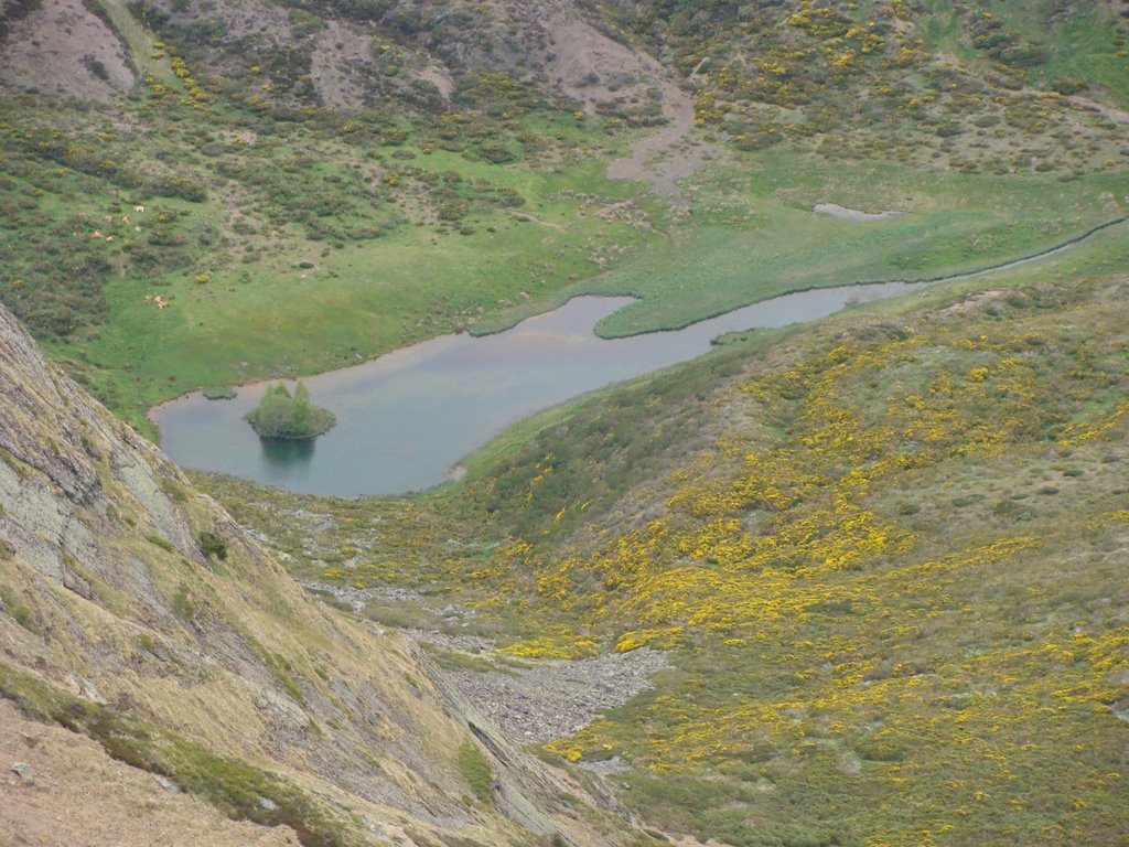 Laguna del Chao by Beario