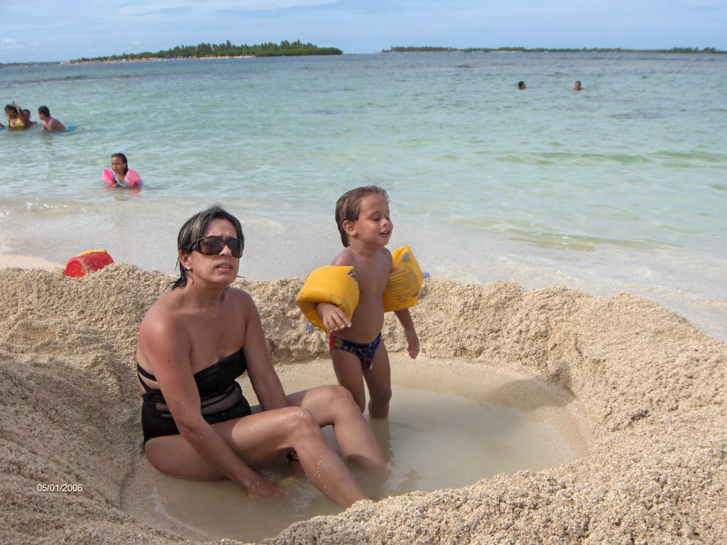 Irene e Ibrahim en Cayo Pelon by yocma