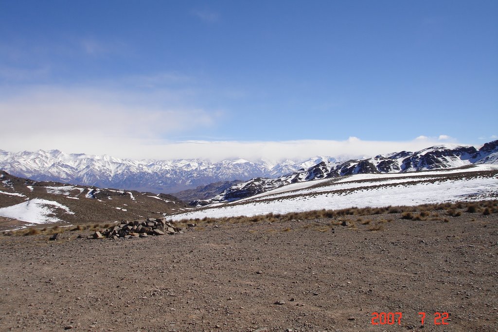 Cordillara desde Cruz de Paramillo Mendoza by Gustavo Robbiano