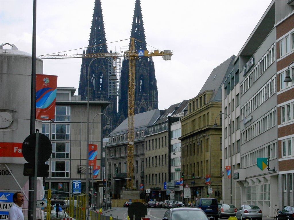 Kölner Dom by christoph scharmann