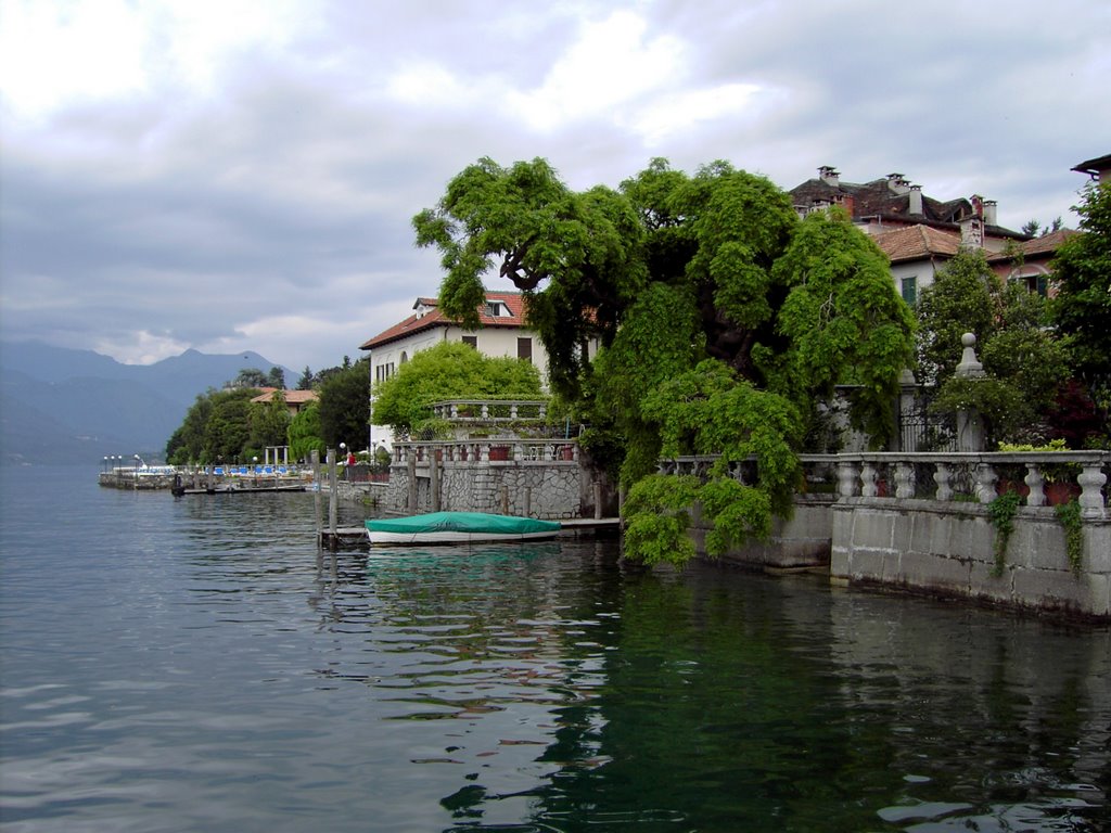 Romantic Orta San Giulio by Skur