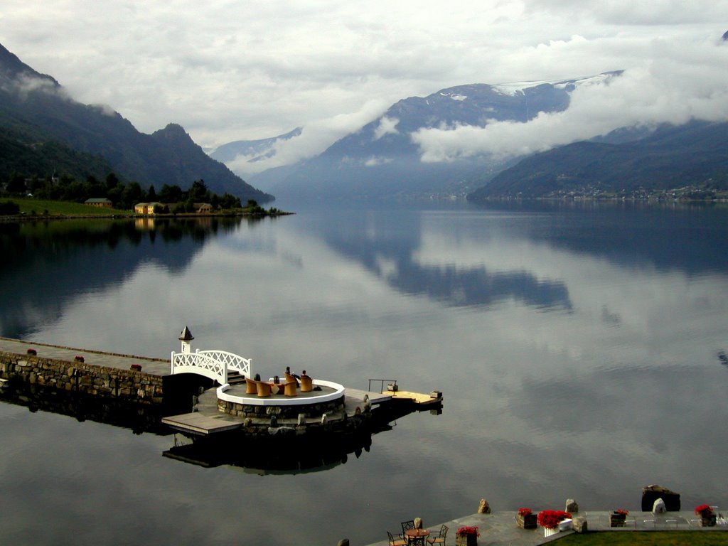 Peace, perfect peace! Ullansvang, Norway by Starburst6