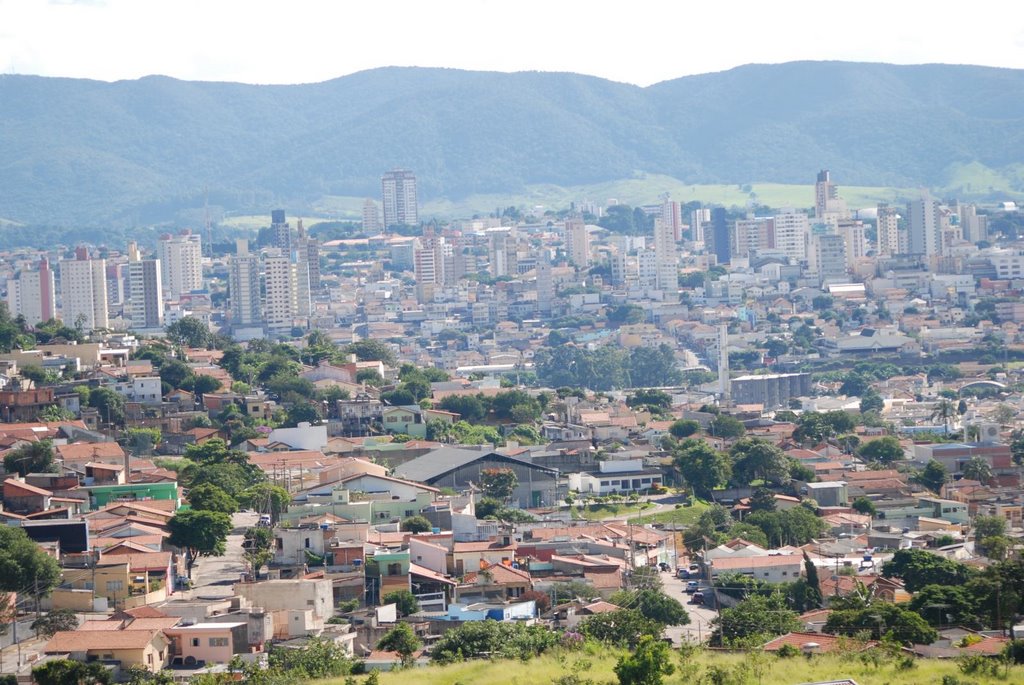 Centro, Jundiaí - SP, Brazil by Denis Kieling