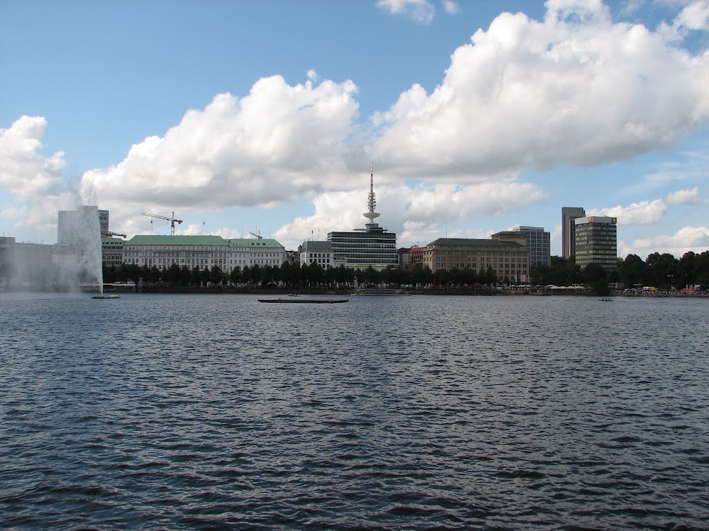 Hamburg Germany, by Kobi Zilberstein