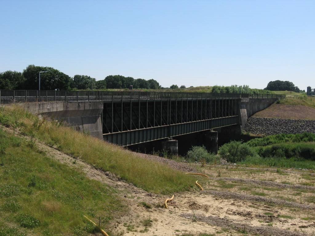 Kanalbrücke über die Ems by UlRai