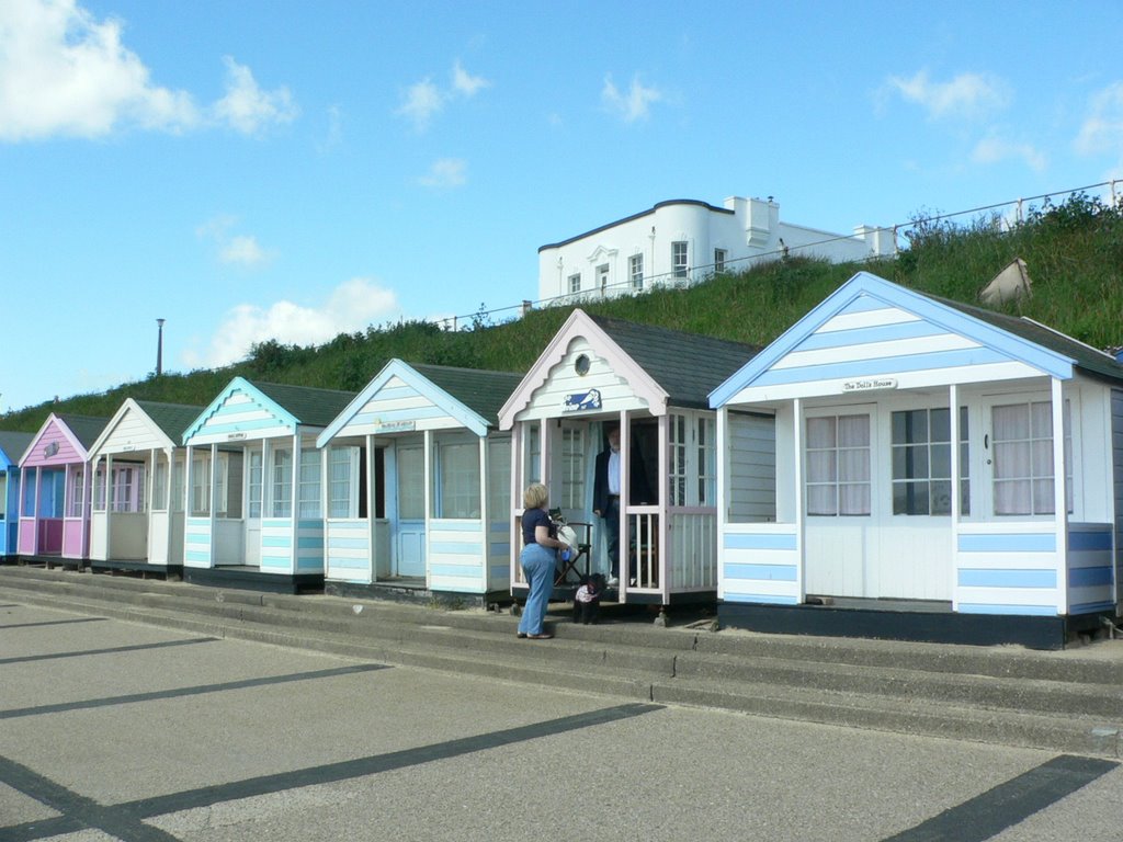 Traditional beach breakfast available, Southwold by RogerSmith1946