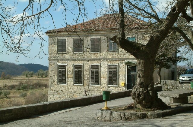 May be the youngets house in Hum by Gábor Ligeti