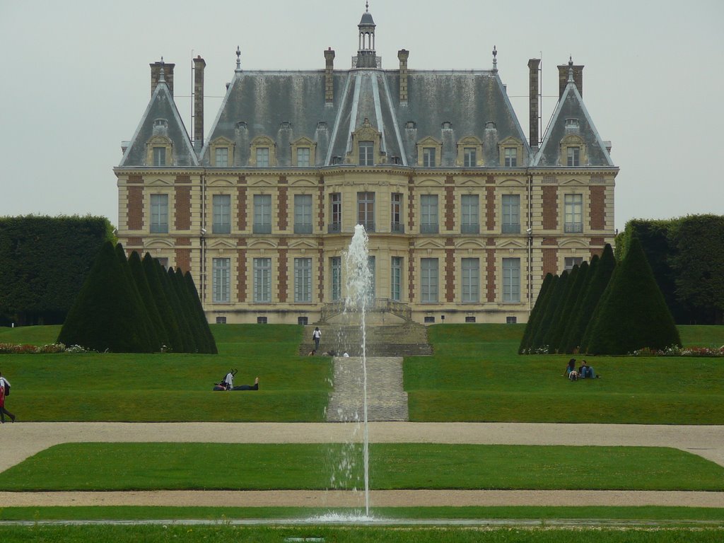 Chateau de Sceaux by Jabusan