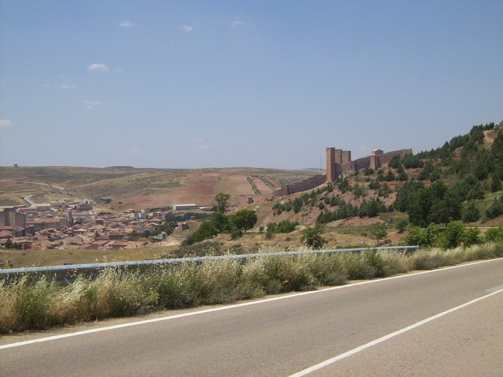 Molina de Aragon by Bartomeu Homar Graxe…