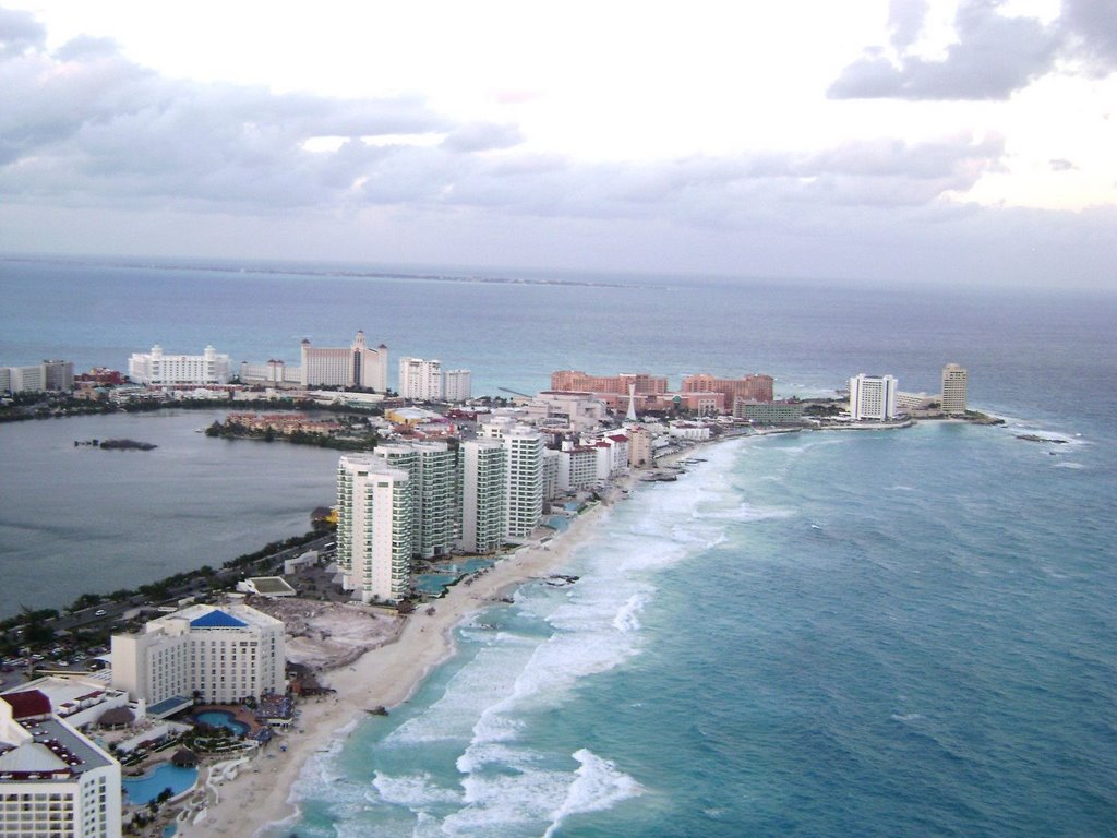 Punta cancun by eduardo1965