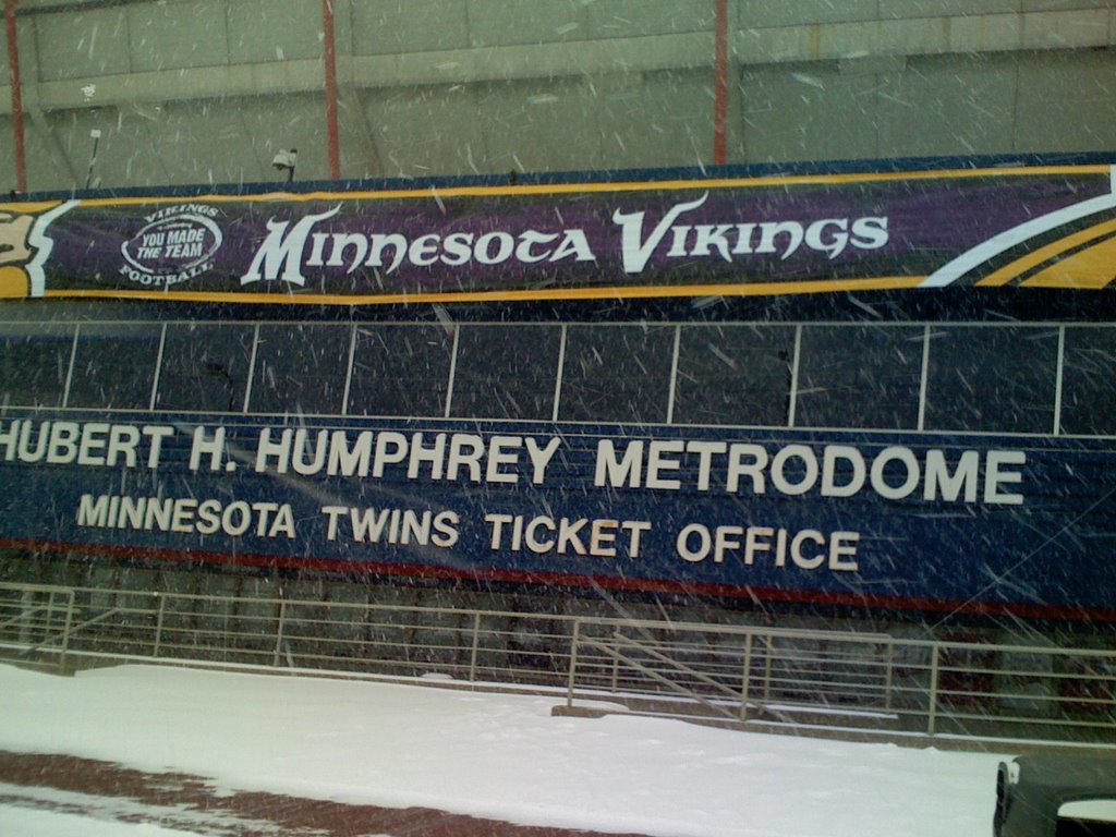 Metrodome in the Snow by DDinGeorgia