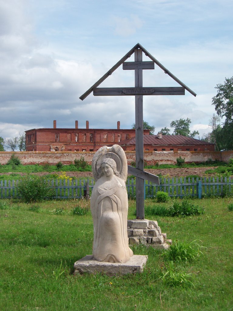 Common tomb monks in the Sviyazhsk of Assumption of Mary monastery by IPAAT