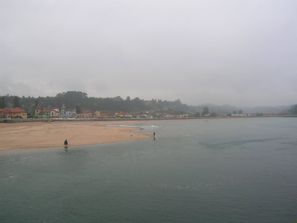 playa de santa Marina, desde paseo de La Guía, Ribadesella. by luisleon