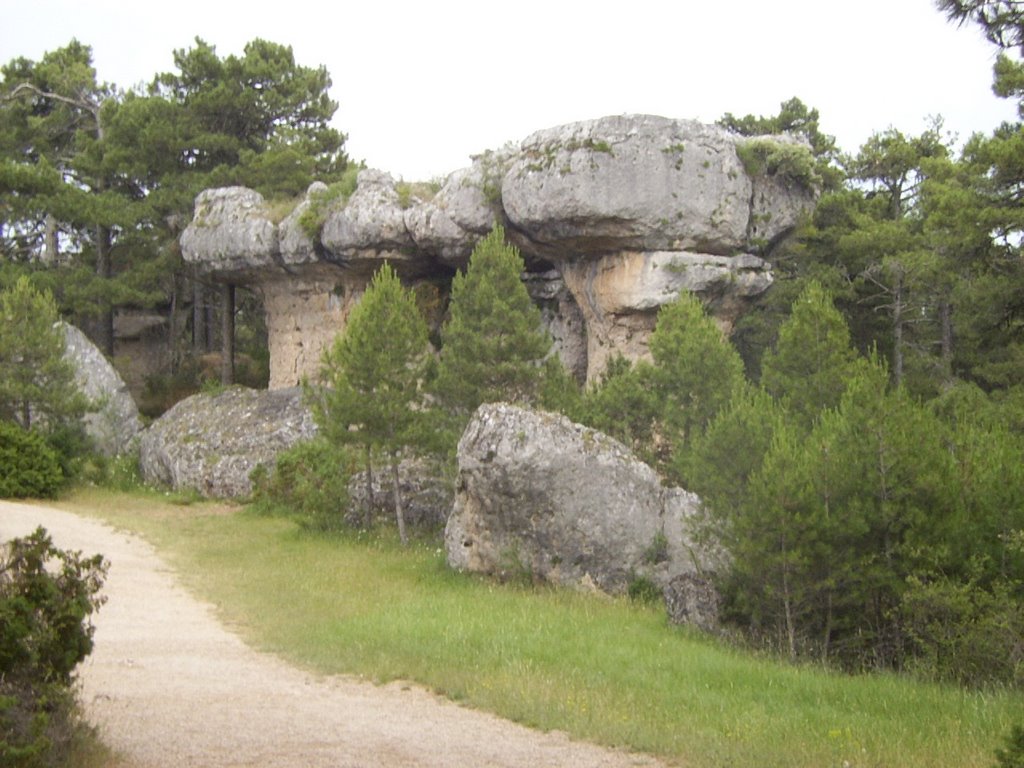 Ciudad Encantada by Bartomeu Homar Graxe…