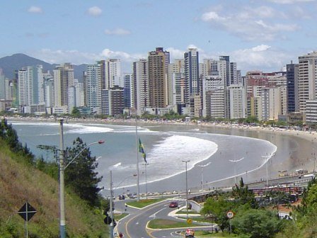 Praia Central (Balneário Camboriú) by EChaib