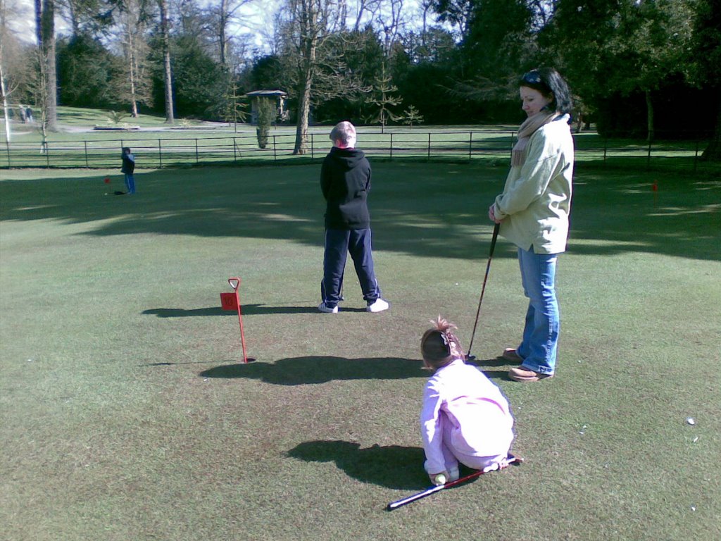 Fun on the putting green 18/04/08 by carl d stevenson