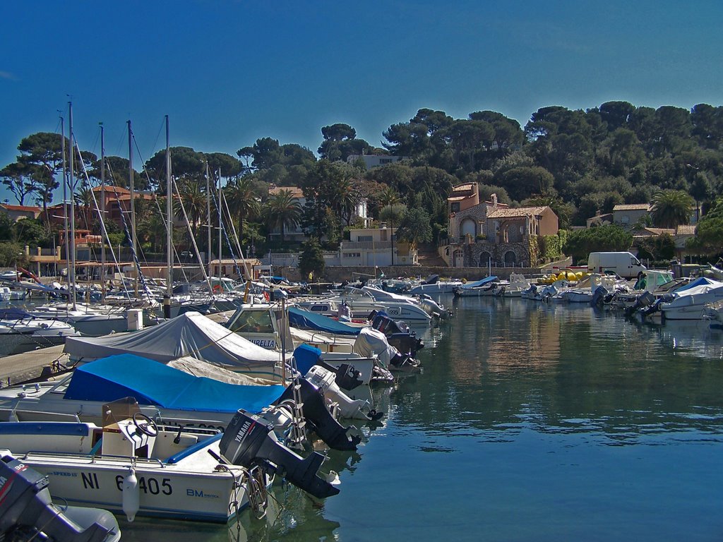 Antibes French Riviera by Juliet Cullen