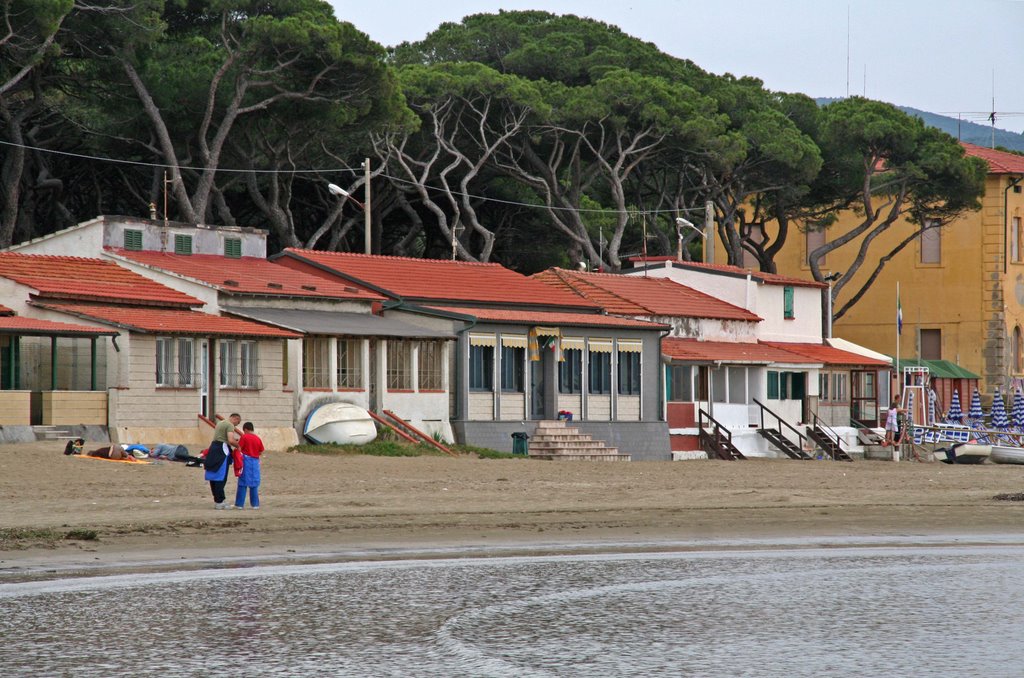 Follonica beach by tonus