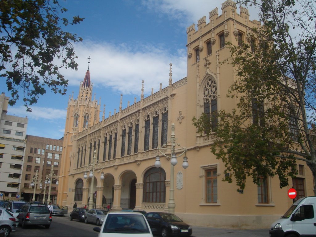 Palau de la Exposicio by carles albors