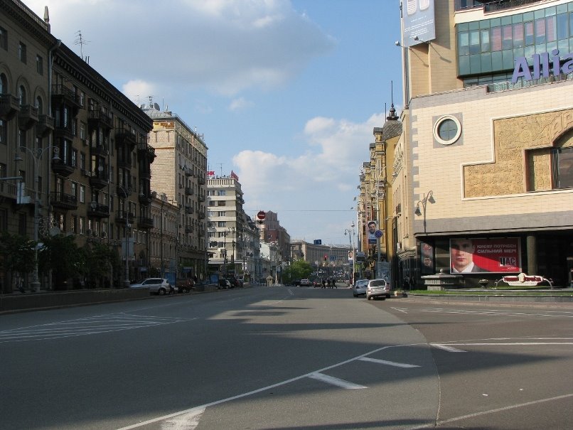 Kiev Khreschatyk by Harald Geiger