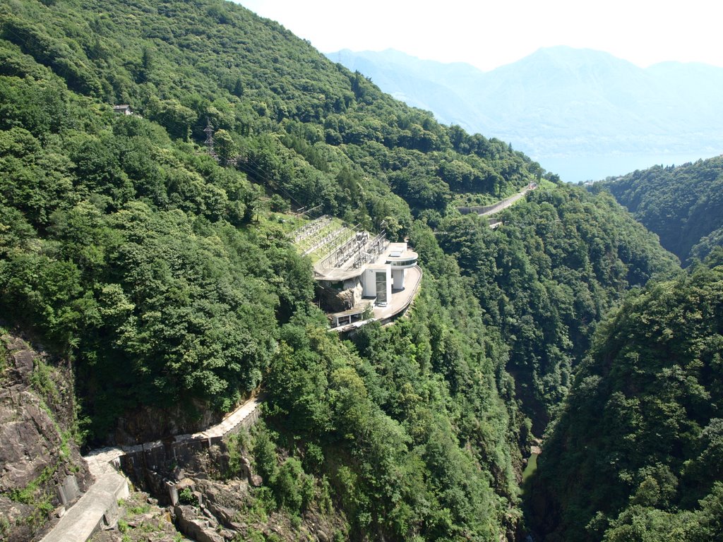 Val Verzasca (June 2008) by www.swiss-pics.ch by Nils Wanner