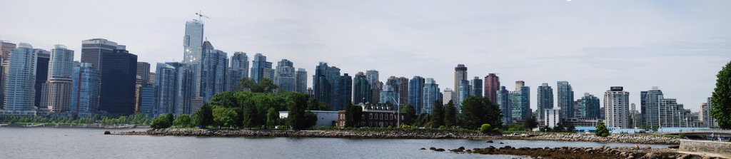 Looking towards Down Town Vancouver by John2003