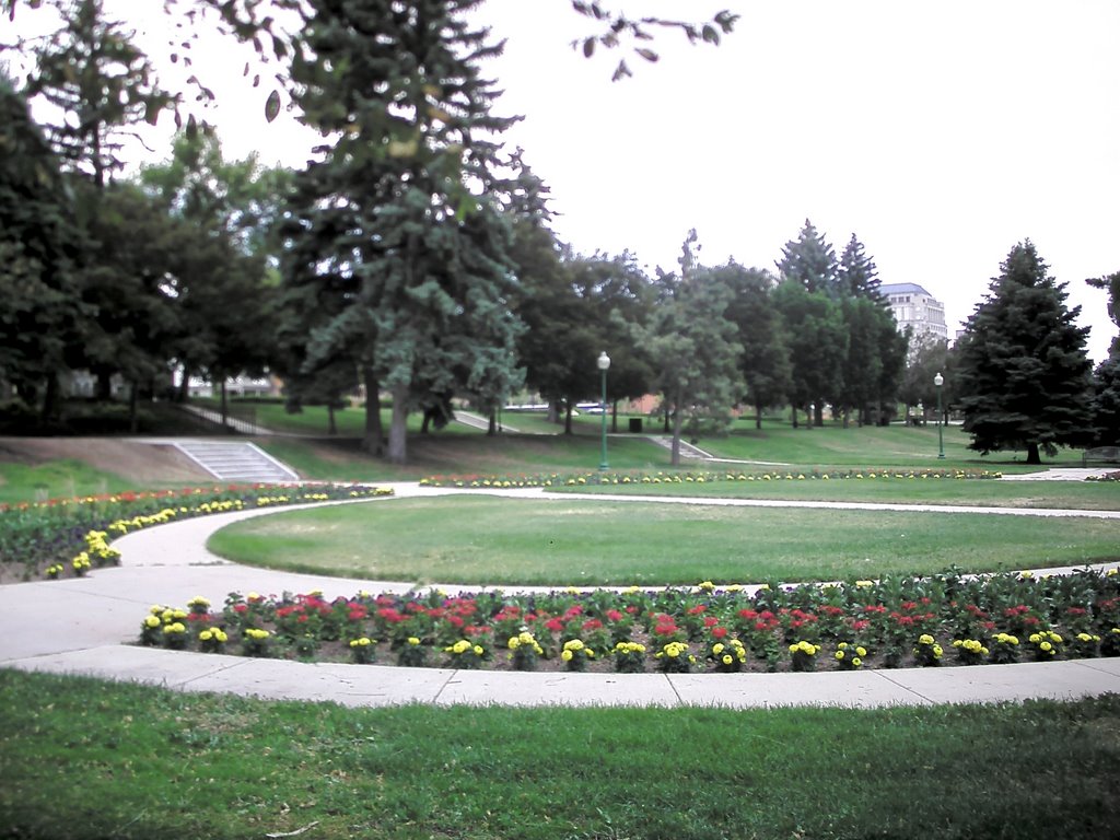 Monument Valley Park facing South towards Downtown by orlandotwhite