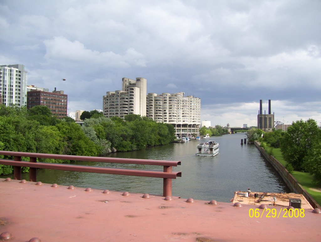 River City from Harrison Street Bridge by nithman