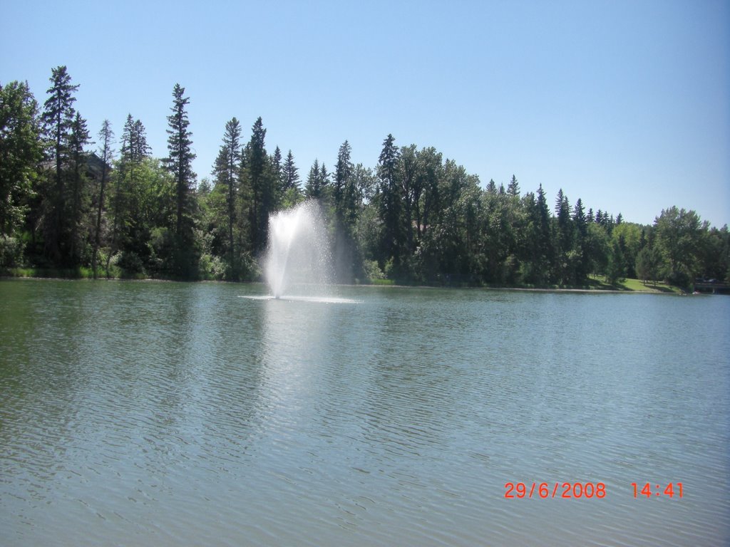 Bouness park lagoon by Roudani