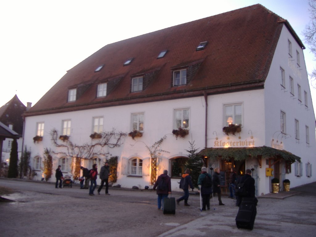 Insula femeilor-lacul chiemsee by mona mindu