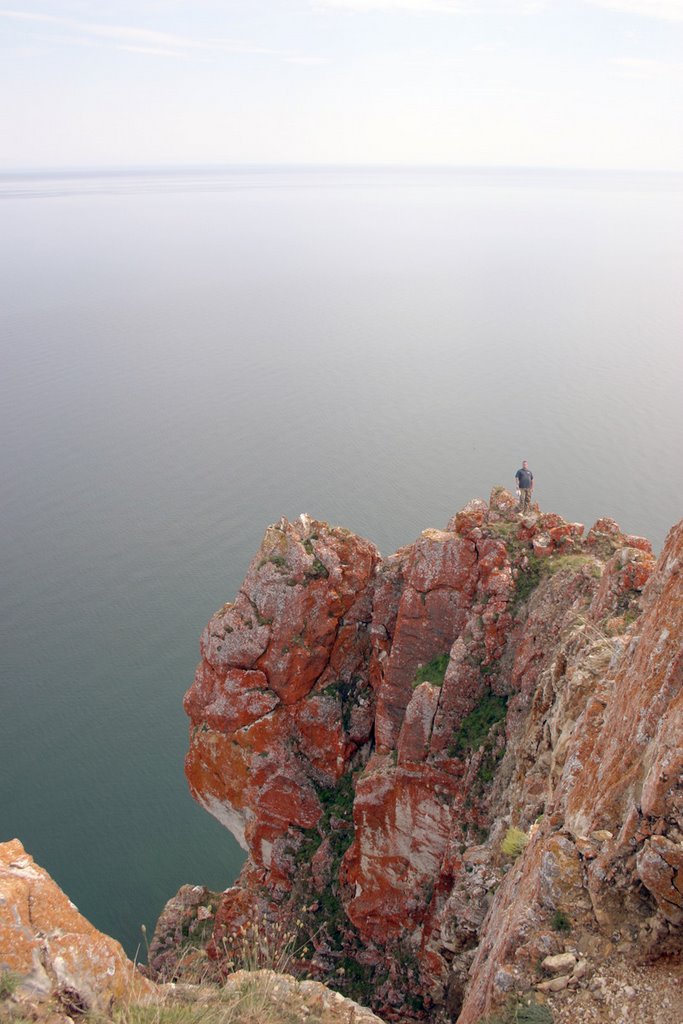 Baikal lake, cape Shunte Left / Байкал, мыс Шунтэ-Левый by Konstantin Grishin