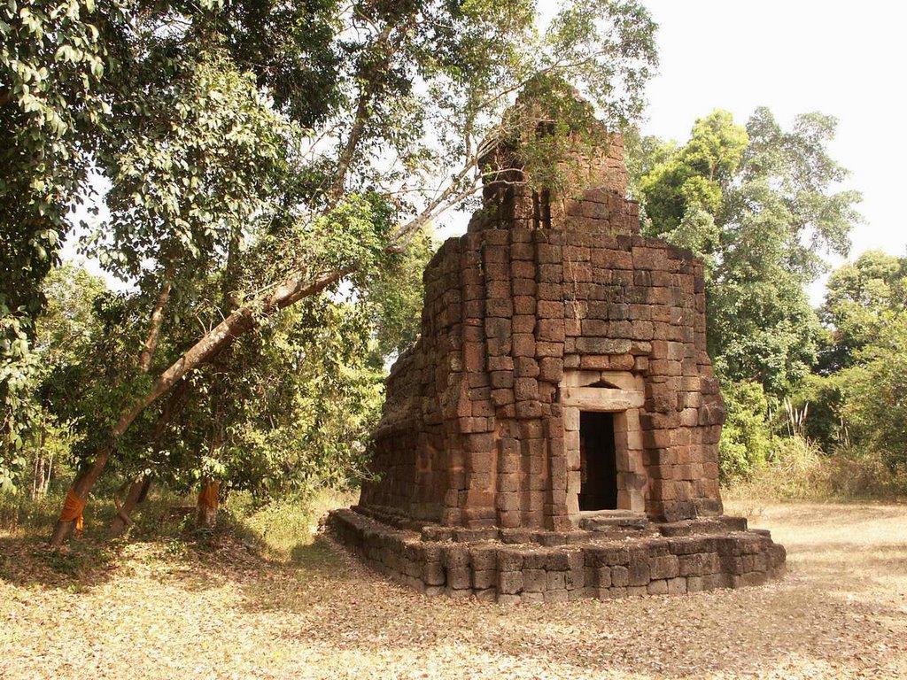 140-Prasat Ta Muan (14.02.2008) [DHARMASALA # 5] by www.khmer-search.de