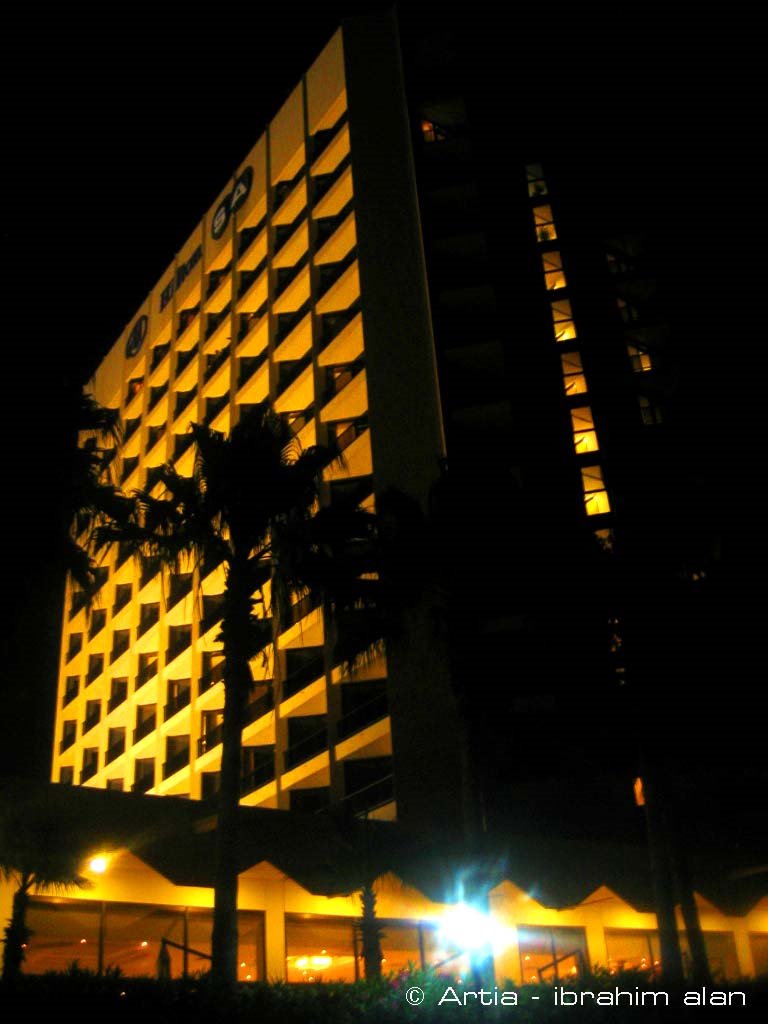 Hilton Oteli, Mersin - 2008 by © i.alan